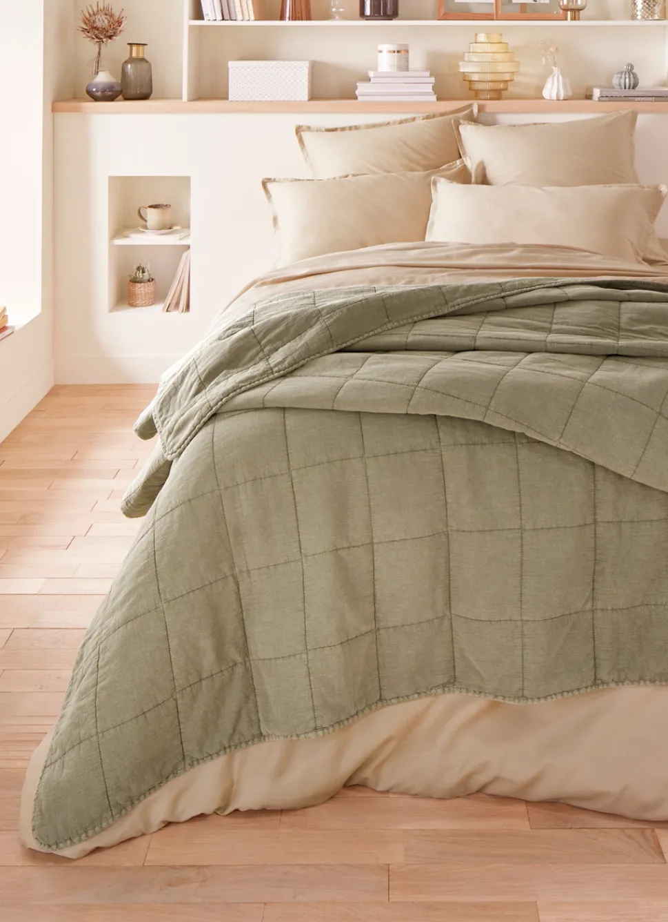 Outlet Bouchara BOUT DE LIT MATELASSÉ UNI vert