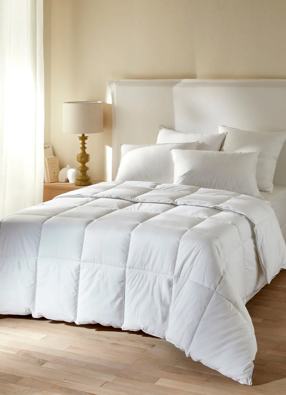 Clearance Bouchara COUETTE HARMONIE 300 G/M² TEMPÉRÉE ANTI-ACARIENS BLANC