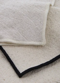 Sale Bouchara COUSSIN UNI COTON-LIN AVEC BOURDON CONTRASTÉ ÉCRU/BLANC CASSÉ