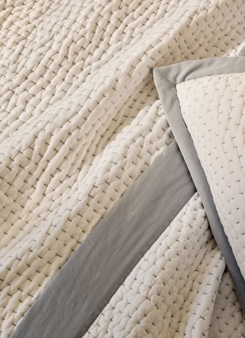 Online Bouchara COUVRE-LIT PIQUÉ DE COTON FINITION SATIN DE COTON GRIS GLACIER