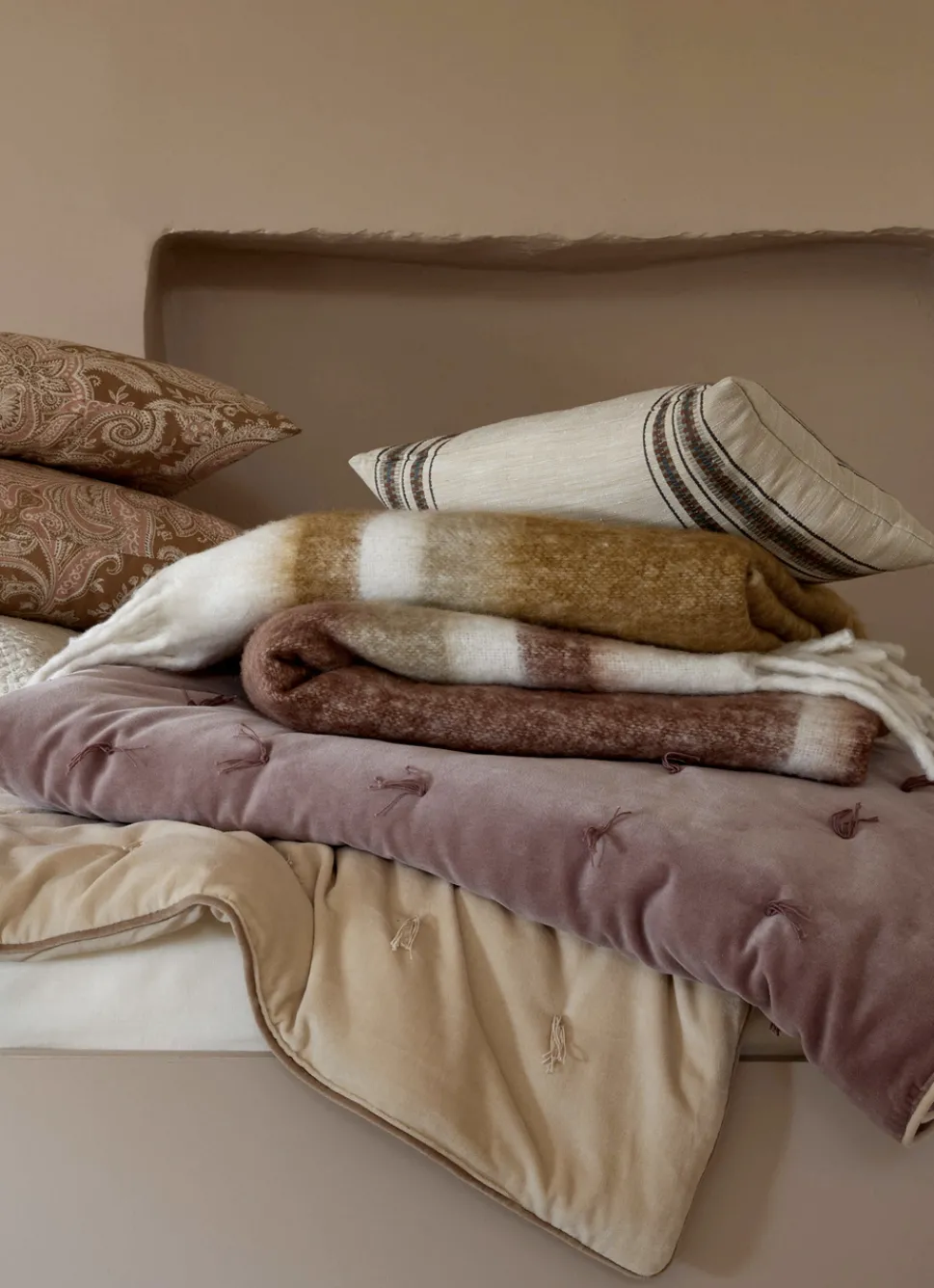 Online Bouchara ÉDREDON EN VELOURS GANSÉ D'UN BIAIS CONTRASTÉ CAFÉ GLACÉ