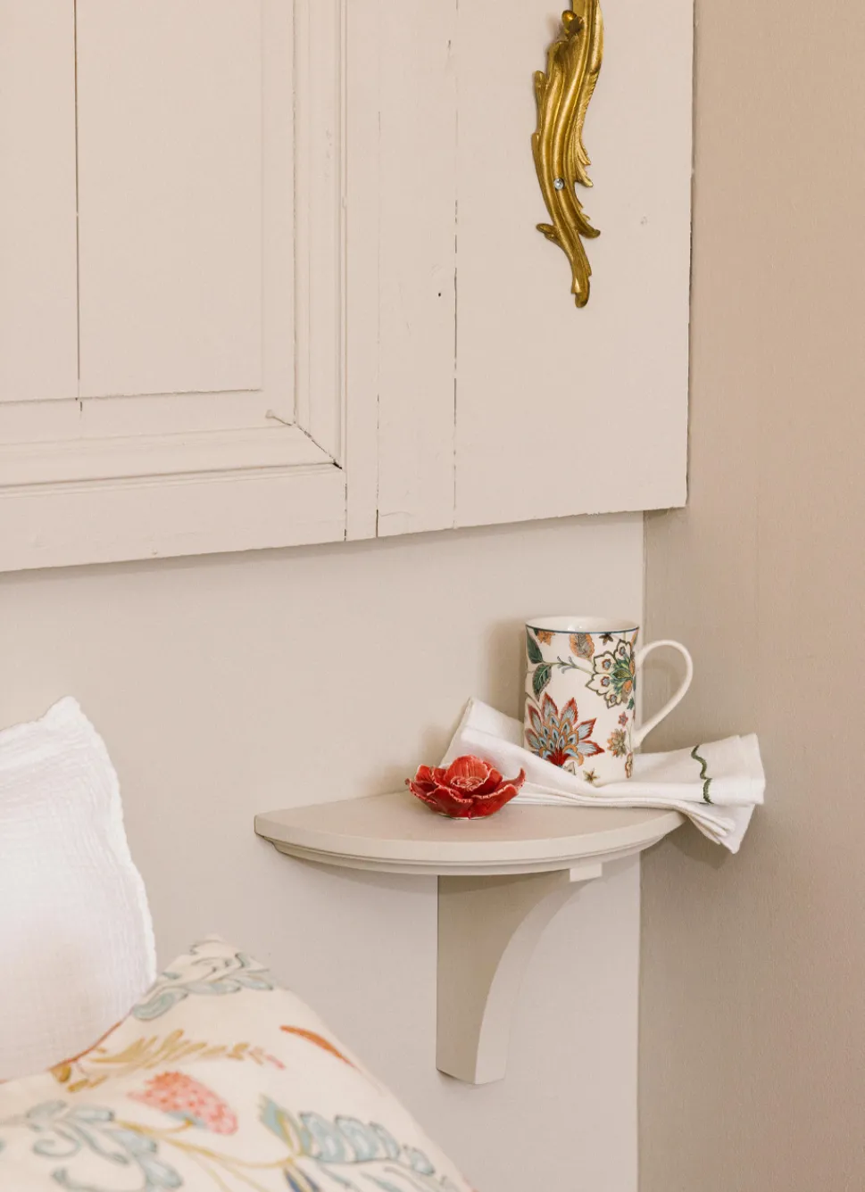 Discount Bouchara FLEUR DÉCORATIVE EN GRÈS COLORÉ ROUGE