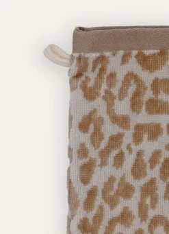 Discount Bouchara GANT DE TOILETTE EN VELOURS À MOTIF LÉOPARD BEIGE CLAIR