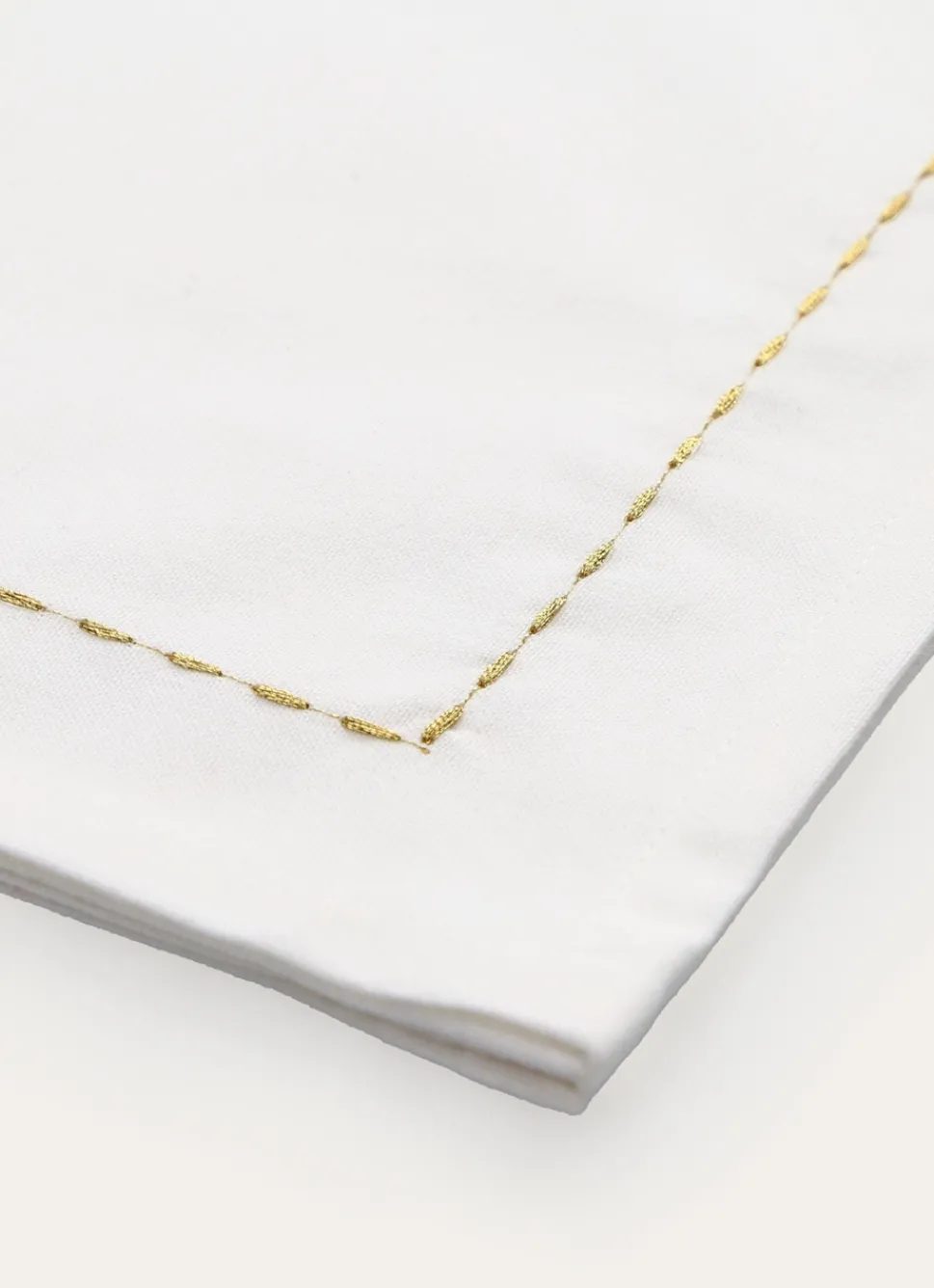 New Bouchara LOT DE 2 SERVIETTES DE TABLE BRODÉES FILS DORÉS BLANC