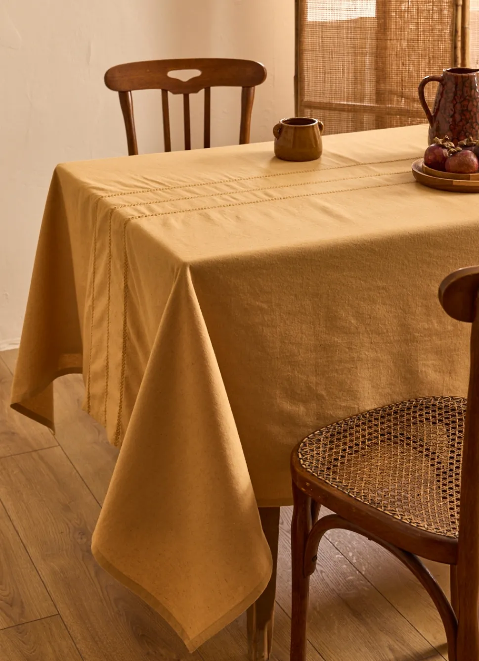 New Bouchara NAPPE BRODÉE AU CENTRE AVEC POINT TON SUR TON OSIER