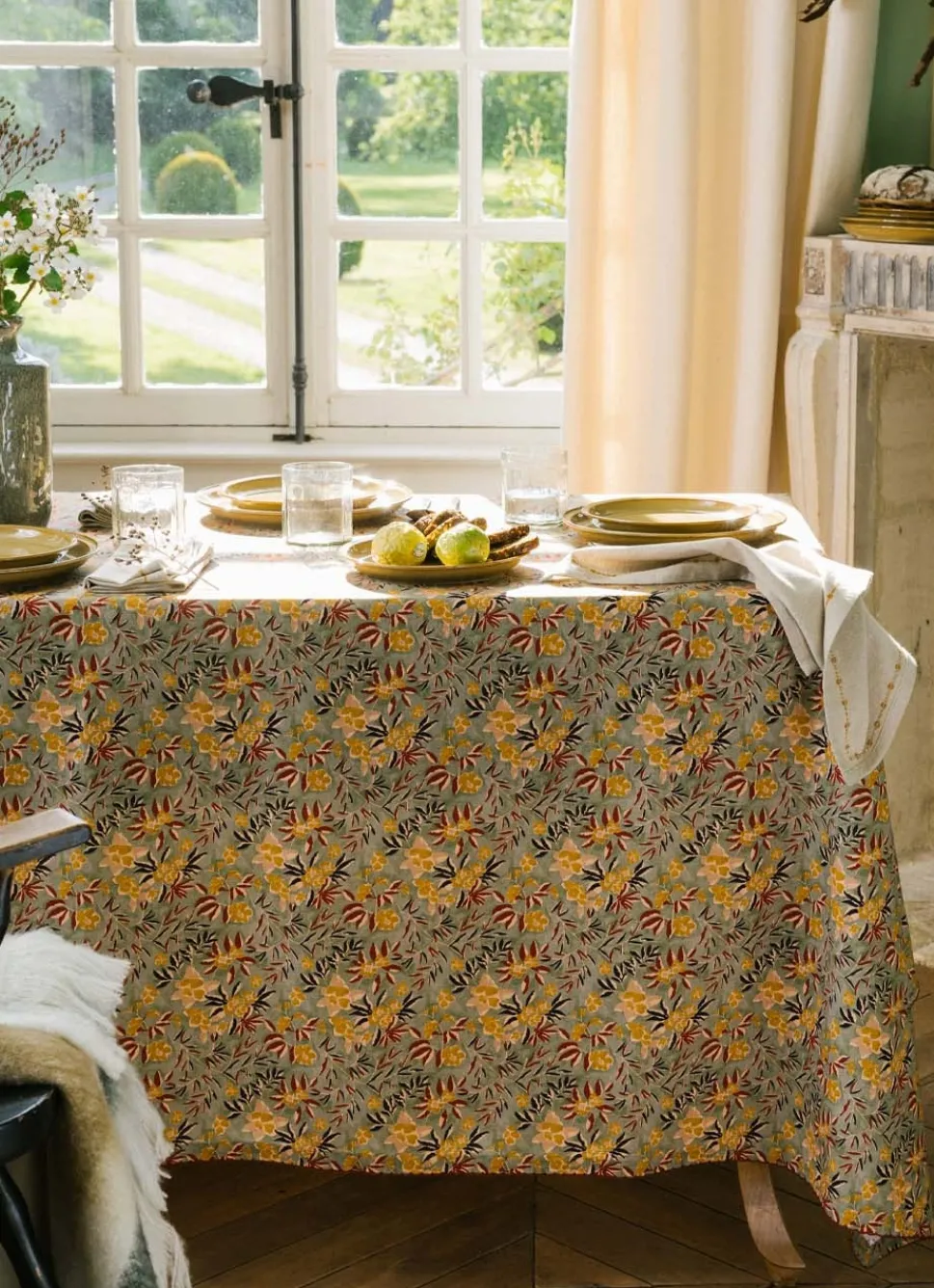 Discount Bouchara NAPPE EN COTON IMPRIMÉ FLORAL MULTICOLORE