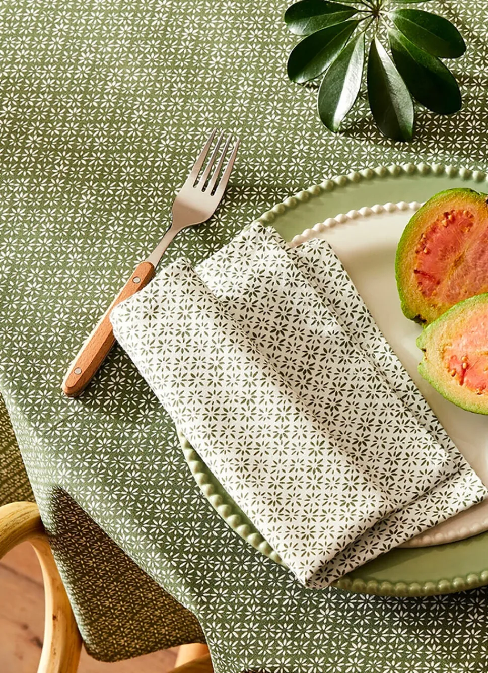 Best Bouchara NAPPE ENDUITE RONDE MOTIF FANTAISIE vert