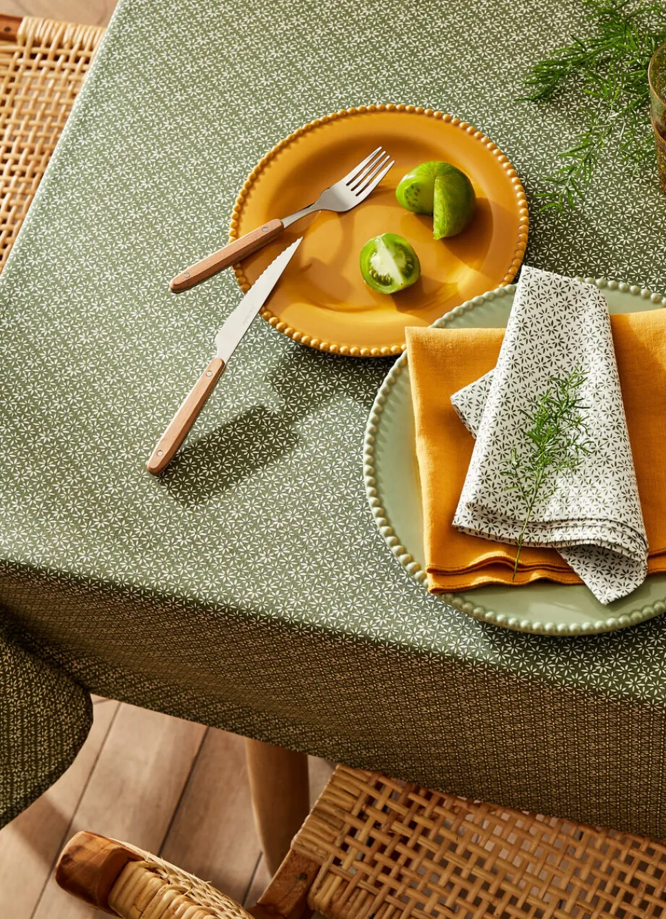 Clearance Bouchara NAPPE RONDE EN COTON ENDUIT IMPRIMÉ PETITES FLEURS KAKI/BLANC