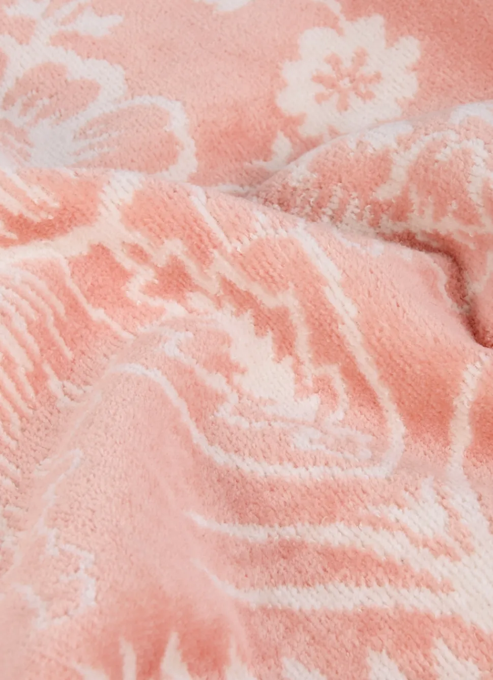 Sale Bouchara SERVIETTE INVITÉ JADE À GRANDS MOTIFS FLORAUX ROSE CLAIR